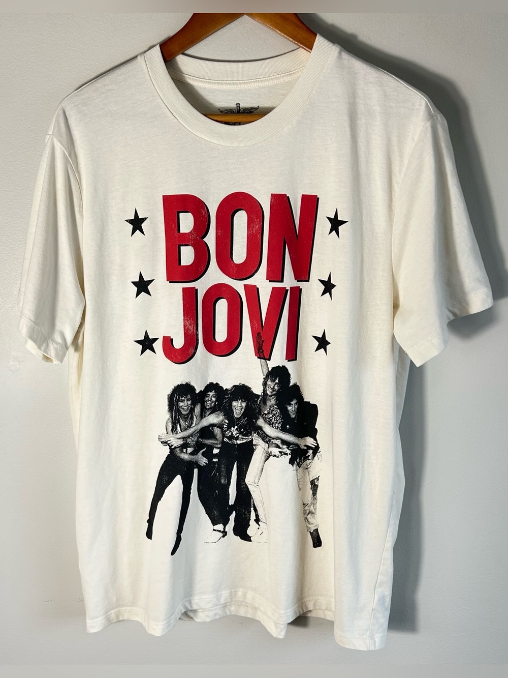 Vintage BON JOVI T-shirt 2005 Graphic Band Photo Heard In Dagger Size L Y2K